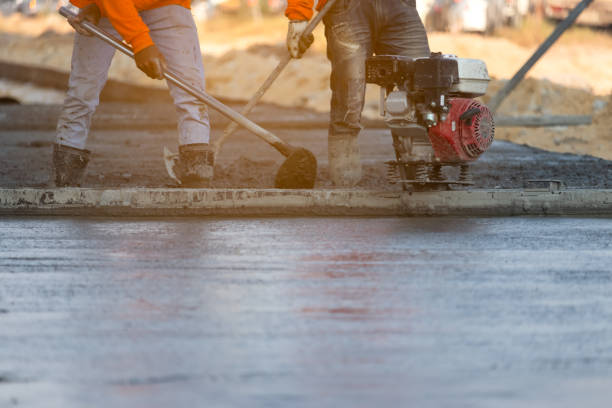 Best Concrete Driveway Installation  in Jonesboro, GA